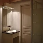 Апартаменты Duplex 3 Pieces Avec Parking, Proche Foret Et Centre - Confort Et Equipements Complets - Fr-1-580-77 Фон-Ромё
