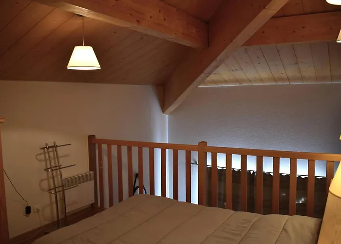 Duplex 3 Pièces Avec Parking, Proche Forêt Et Centre - Confort Et équipements Complets - Fr-1-580-77